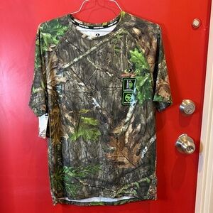 Mossy Oak Green and Brown Camo Short Sleeve Tee size medium